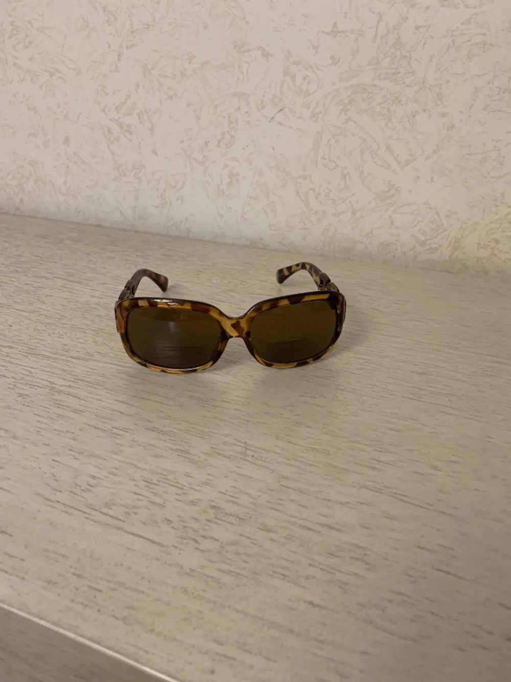 Women’s Brown Leopard-Print Bi-focal Sunglasses